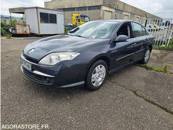Car RENAULT