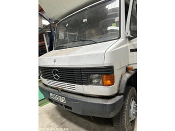Truck MERCEDES-BENZ