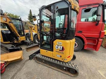 Mini excavator CATERPILLAR 302