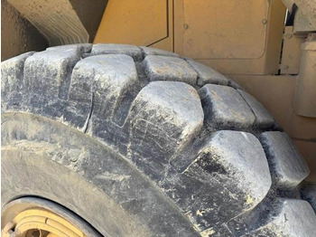 Wheel loader Komatsu WA 470-3H: picture 3