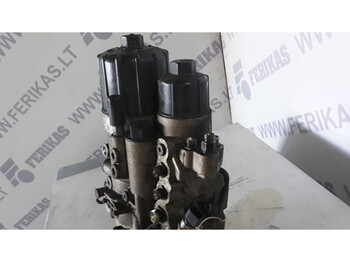 Fuel filter for Truck Mercedes-Benz ActrosMP4: picture 3 Fuel filter for Truck Mercedes-Benz ActrosMP4: picture 3