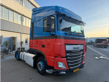 Tractor unit DAF XF 440
