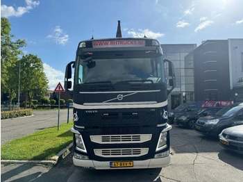 Hook lift truck Volvo FH 500 8X2 EURO 6 + PALFINGER T22 HOOKLIFT: picture 2