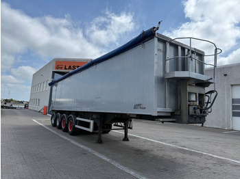 Tipper semi-trailer AMT