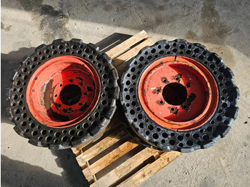 Tire MICHELIN