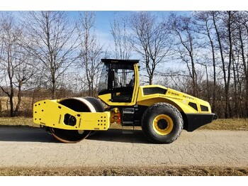 Road roller BOMAG