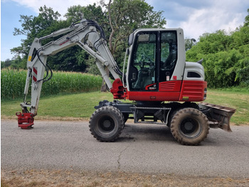 Wheel excavator TAKEUCHI