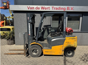 LPG forklift JUNGHEINRICH TFG 425