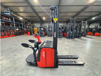 Forklift 2012 SERVICE +UVV 09/2026 LINDE L16AP 1.600KG TRIPLEX 470CM PALLET TRUCK ANT 4.430 HOURS: picture 4