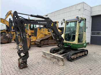 Excavator VOLVO EC35D