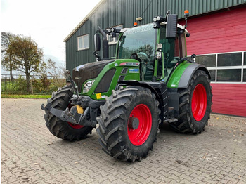 Farm tractor FENDT