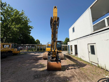 Crawler excavator CAT 323: picture 3