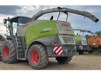 Forage harvester CLAAS