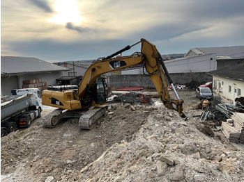 Crawler excavator CATERPILLAR 324DL