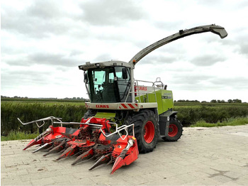 Forage harvester CLAAS Jaguar 870