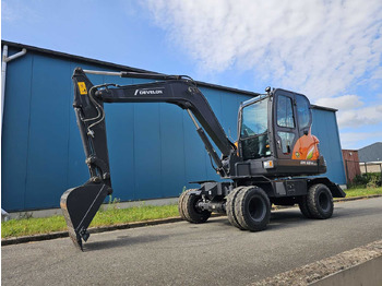 Wheel excavator DEVELON