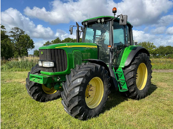 Farm tractor JOHN DEERE 6920