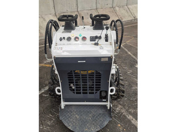 Compact track loader LADYS - 2025 - LA380 - SKID STEER LOADER: picture 3