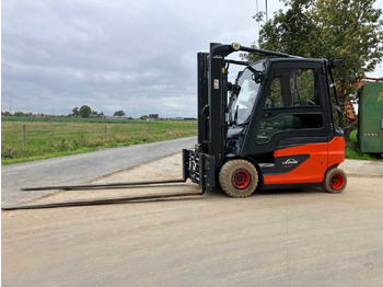 Forklift LINDE E25