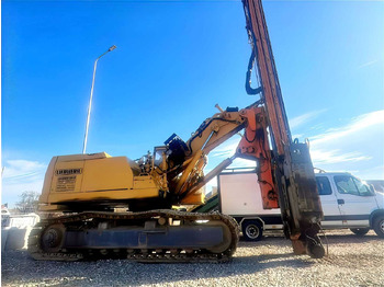 Crawler excavator LIEBHERR