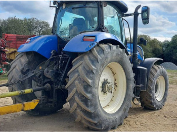 Farm tractor New Holland T7.245: picture 2