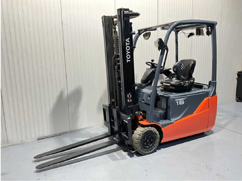 Forklift TOYOTA