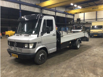 Truck MERCEDES-BENZ