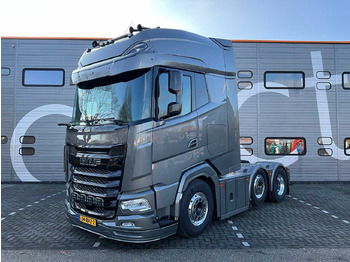 Truck DAF XG+ 530