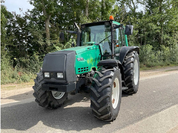 Farm tractor Valtra-Valmet 8150 Hi-tech: picture 2