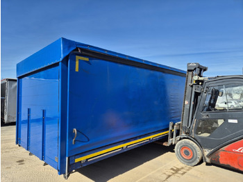Curtainsider truck MAN
