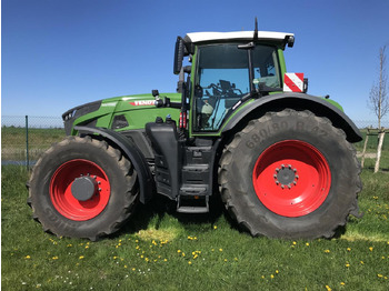 Farm tractor FENDT 942 Vario