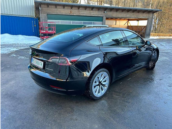 Car TESLA