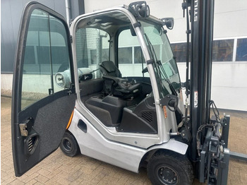 LPG forklift Still RX 70-25 T 2.5 ton Duplex Sideshift Positioner LPG Heftruck: picture 3