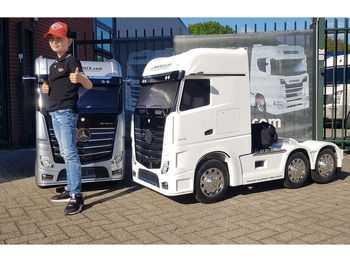 Tractor unit Scania 770ST V8 NGS SCANIA S770: picture 4
