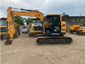 Crawler excavator HYUNDAI