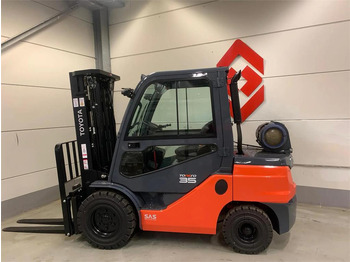 LPG forklift Toyota 02-8FGJF35: picture 2 LPG forklift Toyota 02-8FGJF35: picture 2