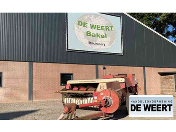 Square baler INTERNATIONAL