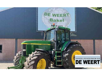 Farm tractor JOHN DEERE 7810