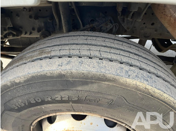 Tipper Mercedes-Benz Actros 1832: picture 4 Tipper Mercedes-Benz Actros 1832: picture 4