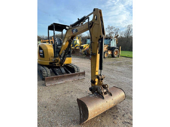 Mini excavator CAT 303.5 E CR: picture 4