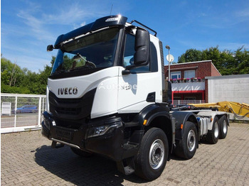 Hook lift truck IVECO X-WAY