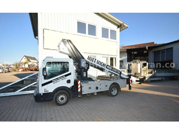 Truck NISSAN