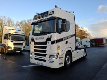 Tractor unit SCANIA S 500
