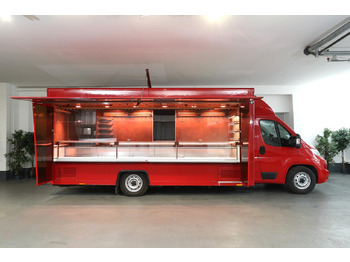 Vending truck