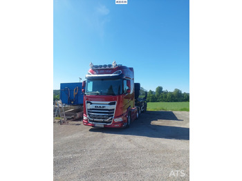 Tractor unit DAF XG+ 530
