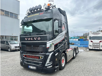 Tractor unit VOLVO FH 500