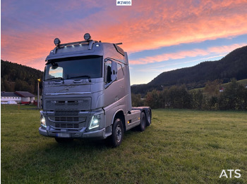 Tractor unit Volvo FH540: picture 3
