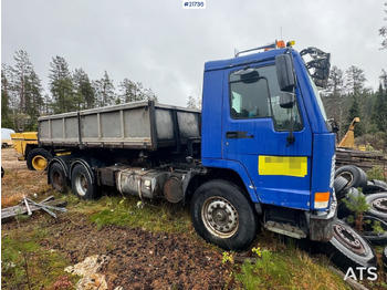 Crane truck VOLVO FL12