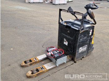 Forklift YALE