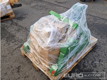 Agricultural machinery John Deere Front Loader Adaption Kit for 6 Cylinder Machines incl. Brackets, Hydraulic Hoses, SCV Valves, Loader Joystick to suit 6140R-6215R, 6150M-6195M: picture 3